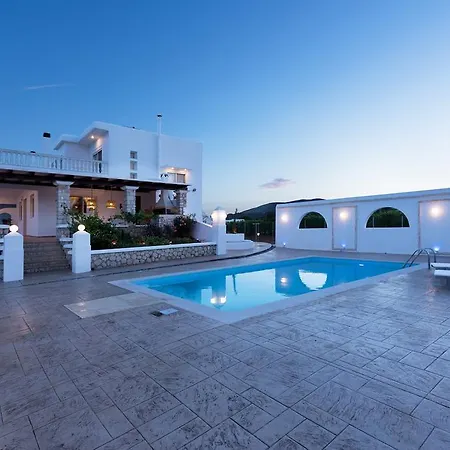 Dimitra Villa Gennadi