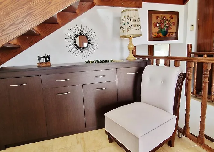 Dimitra Вилла Геннади